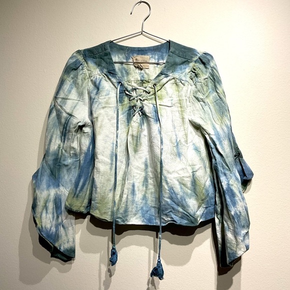 Moon River Crop Top Tie Dye Shirt Size L Slouchy- String Boho Flared Sleeve - Picture 2 of 7
